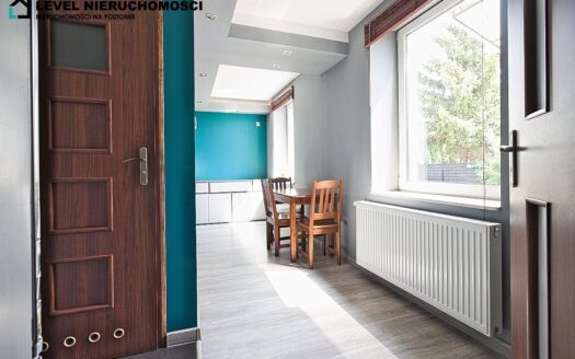 Czteropokojowe mieszkanie z ogródkiem