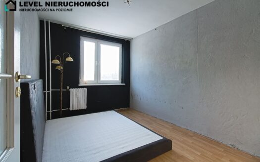 Mieszkanie czteropokojowe na parterze