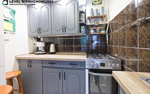 Kawalerka na pierwszym piętrze