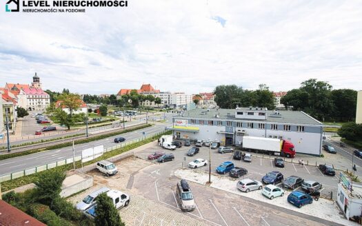 Trzypokojowe mieszkanie z balkonem