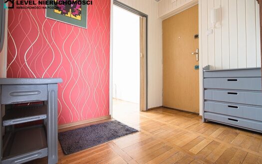 Trzypokojowe mieszkanie z balkonem