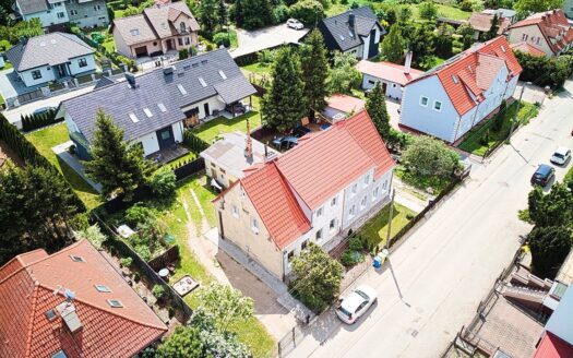 Czteropokojowe mieszkanie z ogródkiem