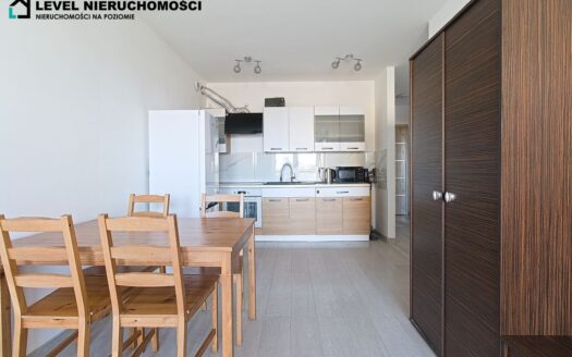 EL Tower, trzy pokoje