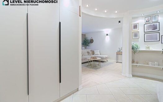 Mieszkanie dwupoziomowe, czteropokojowe