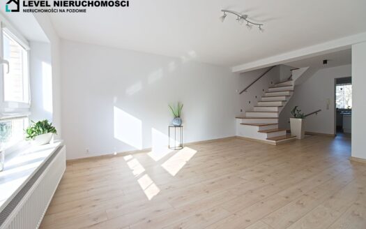 Dwupoziomowe mieszkanie starówka