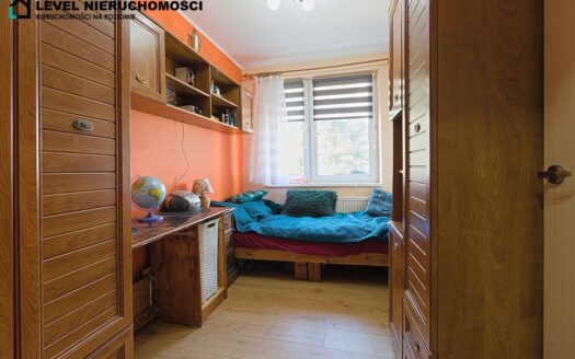 Mieszkanie trzypokojowe na parterze