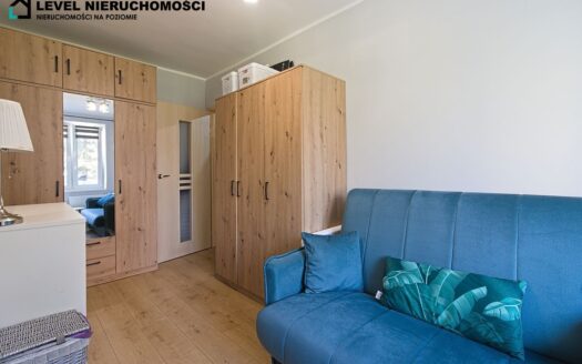 Mieszkanie trzypokojowe na parterze