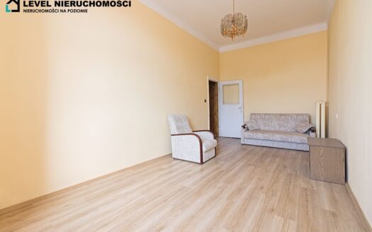 Mieszkanie z balkonem, pierwsze piętro