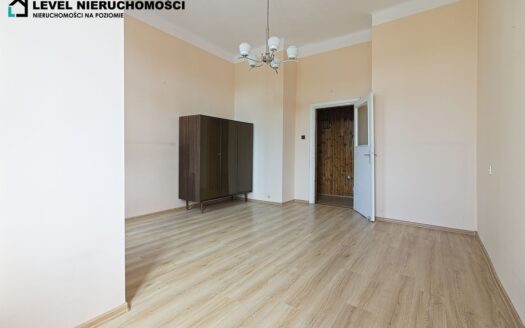 Mieszkanie z balkonem, pierwsze piętro