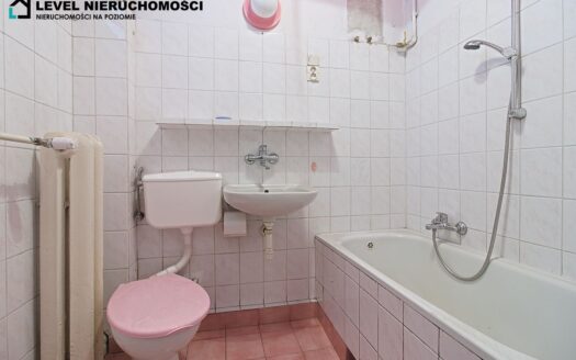 Mieszkanie z balkonem, pierwsze piętro