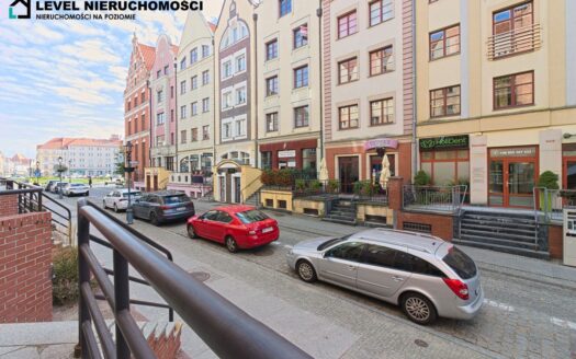 Dwupoziomowy lokal, starówka